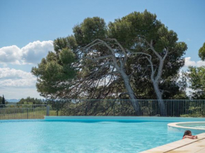 Les Pins, Provence Country Club